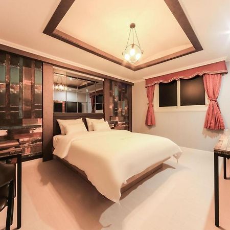 Geoje A-Plus Hotel Eksteriør bilde