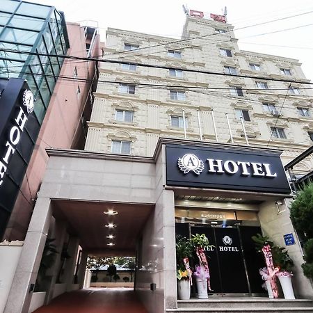 Geoje A-Plus Hotel Eksteriør bilde